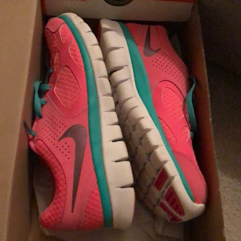 Nike shoes